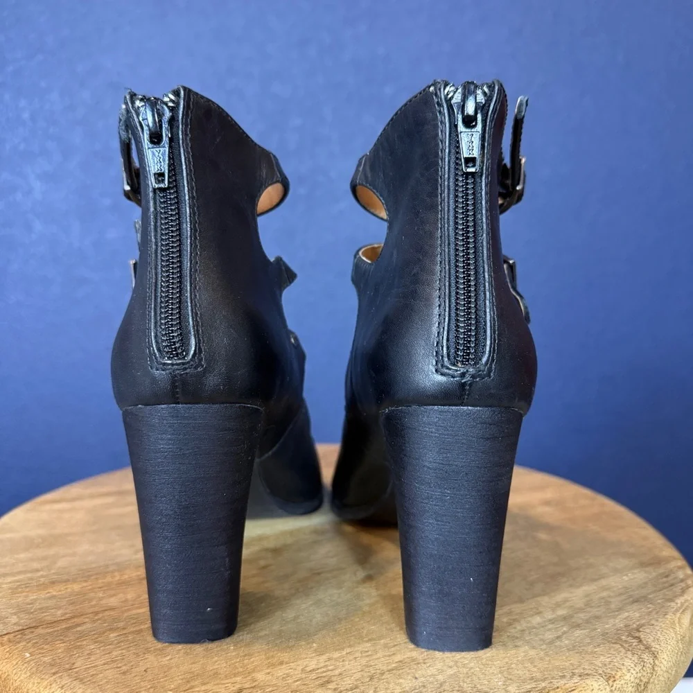 Seychelles Black Multi-Strap Kayak Heels Sandals | Size 6.5 - Picture 4 of 9